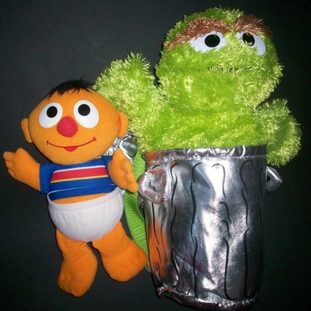 Sesame Street Oscar the Grouch Plush 14" Backpack Trash Can Bin With Pocket 2011